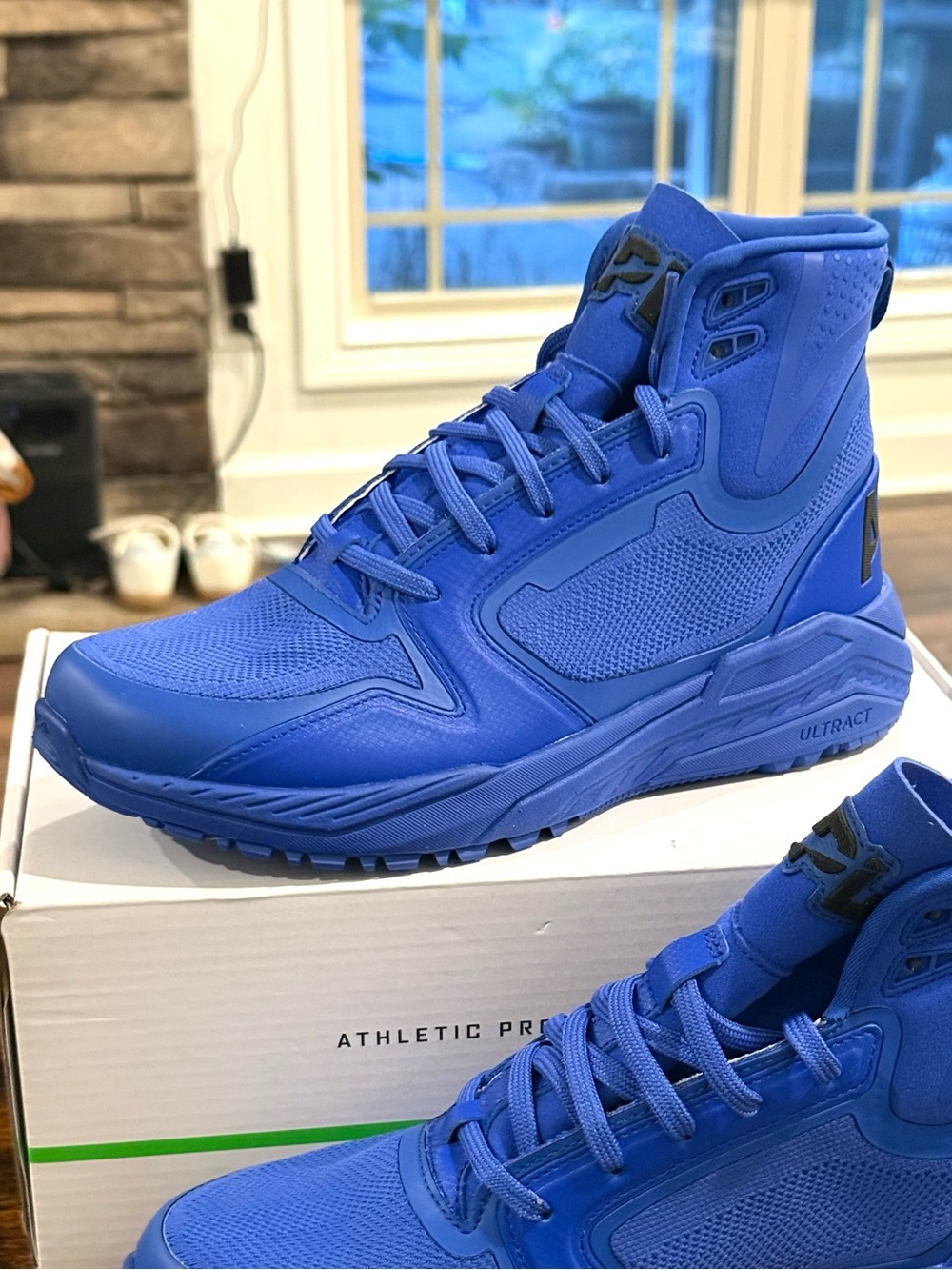 APL TechLoom Defender - New In Box! Cobalt Blue, US Women Sz 8 (38.5 EU)